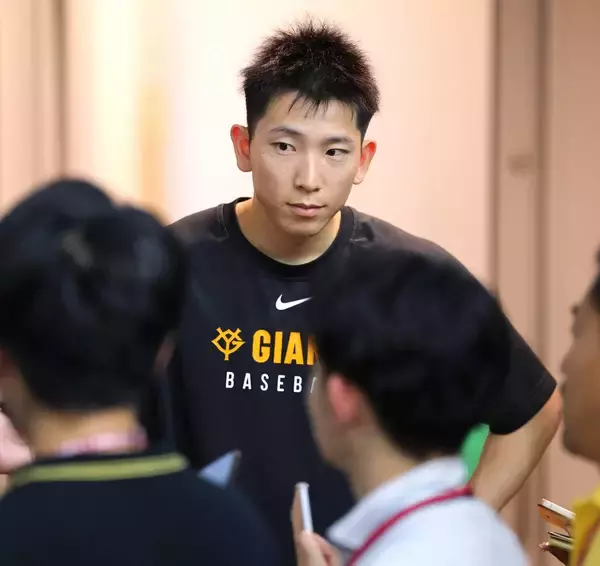 【巨人】戸郷翔征「まだウォーキングすらできない」「野球ができないのは初めて」左太もも裏肉離れで故障班入り　Ｇ球場で治療