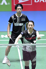 【バドミントン】限定ペアの松友美佐紀、緑川大輝組が中国組に１―２で競り負ける　松友「明日も試合をしたかった」　ジャパン・オープン
