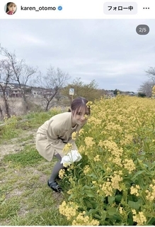 大友花恋、花に隠れる→ひょっこり顔を出す姿にくぎ付け！「一際鮮やか」「ハニカミ可愛い」