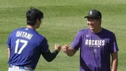 大谷翔平、菅野智之とＷＢＣ以来の再会＆ガッチリ握手　５分間ほど談笑でリラックス…ブルペンでは３０球