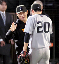 【巨人】橋上監督代行「何とか完封させようと」９回７点差で外野前進守備　快投の戸郷翔征を絶賛　首位浮上も「まだ」…一問一答