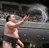 「【８日目の見所】霧島と熱海富士の一番は前半戦の最大のヤマ場　力を付けている熱海富士の馬力を霧島が止められるか」の画像1