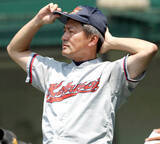 「【高校野球】京都国際、エース・西田櫂吏のアクシデントも響いて８強敗退　小牧憲継監督「血マメがつぶれた状態で起用してしまった」…京都３連覇ならず「１年かけて歯車がかみ合わなかった」」の画像1