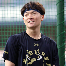 オリックス・山中稜真の形に残る恩返し…都市対抗臨む古巣に今治タオル、元オリ外野手からはお礼の電話も