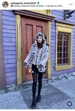 ＮＨＫからフリーになった中川安奈アナ「気合入れてミニ丈で臨んだ」ショットに反響「足なが―！」