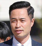 「杉山晴調教師が６１勝で２年ぶり２度目のリーディング獲得「馬に関わる全ての方の想（おも）いが一つの線となり」」の画像1