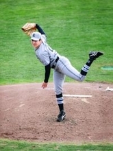 巨人ドラ１・竹丸和幸はソフトバンク名左腕に「似ている」広島スコアラー警戒　初実戦形式で打者５人を無安打