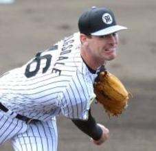 【阪神】ラグズデール、元巨人ビーディから極意直伝「日本の打者を研究したい」シート打撃で好投