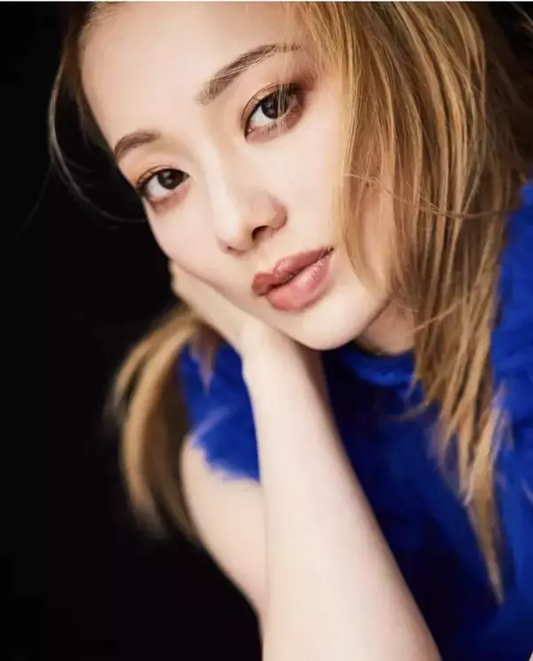 ２月に宝塚退団の夢白あやがインスタ開設１０日でフォロワー４万人超え「美しすぎる」