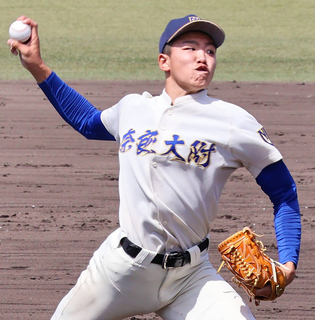 【高校野球】奈良大付のプロ注目右腕・新城楓雅、初回緊急リリーフから魂の８回２／３をゼロ封　智弁学園撃破の猛暑１５０球から中２日でまた１０３球　８年ぶり甲子園に前進