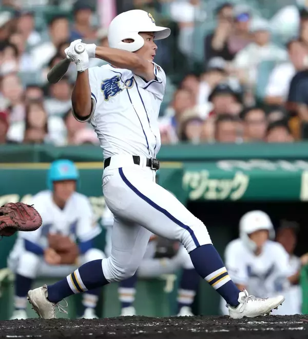 【甲子園】霞ケ浦が初の１大会２勝　決勝打の菊地勇一は甲子園初ヒットで試合を決め「本当に嬉しかった」