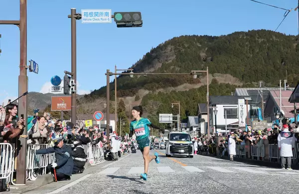 【箱根駅伝】黒田朝日が驚異の区間新　初の５区で２分近く更新　青学大が３分２４秒差逆転往路Ｖ