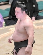 炎鵬が全勝同士の一番に敗れて幕下優勝を逃す　関取復帰は来場所に持ち越し