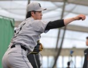 【巨人】西舘勇陽が１３６球の熱投　阿部監督、杉内、内海コーチから直接指導も