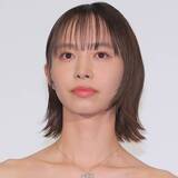 「井桁弘恵「実は共演１番多い」女優＆「一緒にいると落ち着く」初共演の元日向坂との２ショにくぎ付け！「全員推し」」の画像1