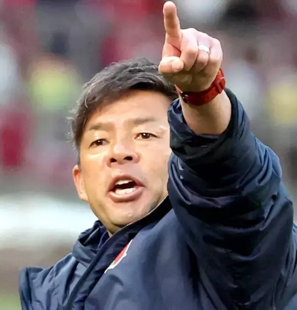 鹿島が怒濤の４連勝　エース鈴木優磨が２発、東京Ｖに盤石の２―０…イースト首位快走