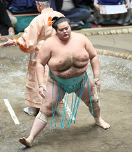 琴桜が連敗で３敗目　藤ノ川に不覚で優勝争いから一歩後退