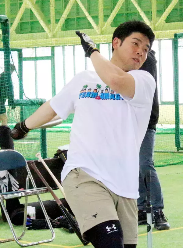 【ソフトバンク】近藤健介が自主トレ公開「スイングの幅」広げ、リーグ３連覇のかじ取り役担う　ＷＢＣ出場へも意欲