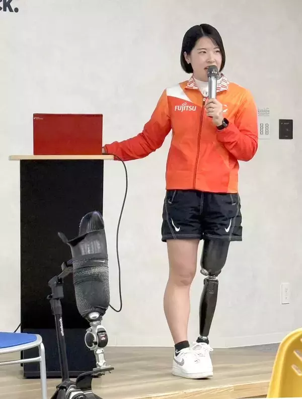 陸上パラの兎沢朋美、富士通イベントで子どもたちと交流「競技の面白さも感じてもらえれば」