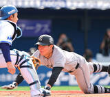 「【番記者Ｇ戦記】リーグＶの２４年式「信号守る暴走族」再び　ヤングＧの機動力で加点　阿部監督「失敗を恐れないで続けて」」の画像1