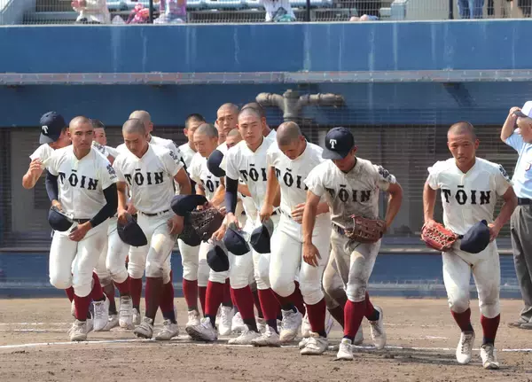 【高校野球】センバツＶ大阪桐蔭、豪快すぎる逆転劇　３回表１－４→１３ー４で７回コールド「焦りはなかった」