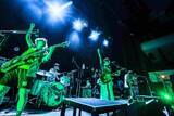 「ネクライトーキー　Ｗｉｅｎｎｅｒｓとの対バンライブで対抗心「やるぞっていう気持ちがあります」　ギターの朝日は誕生日祝福に笑顔」の画像1