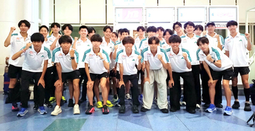 箱根駅伝１０度目の優勝を狙う青学大がオーストリア合宿出発　初の海外合宿に中村海斗主将は「新しいことに挑戦」