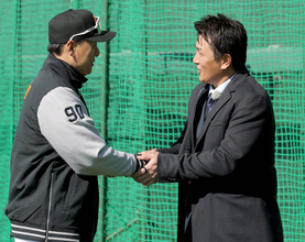 【巨人】イ・スンヨプコーチと高橋由伸氏が再会　２００７年には２人で６５発