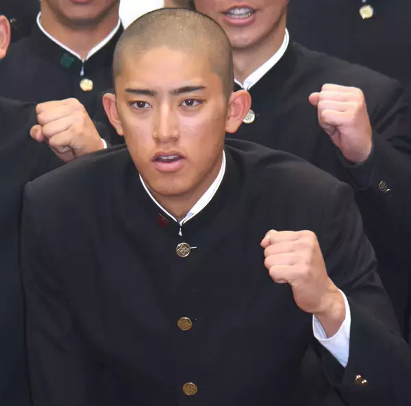 【高校野球】横浜の１５４キロ右腕・織田翔希「過去一番の状態で」史上４校目のセンバツ連覇へ意欲