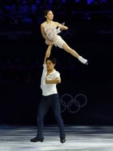 【五輪】「りくりゅう」にまさかの衝撃ハプニング　三浦璃来「実は後ろのチャックを閉め忘れていてですね」