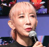 「蜷川幸雄さん＆元女優妻の若かりし頃が「美男美女」「ほっこり」「男前」…写真家の娘・実花氏が公開」の画像1