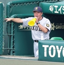 【甲子園】仙台育英・須江航監督、花咲徳栄に完封勝ちの勝因を明かす「天運がありました」「彼は全部の想像を超えてきた」