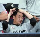 「【ロッテ】サブロー監督が４回のアンドレ・ジャクソンの失策を「怠慢プレーになる」と厳しく指摘」の画像1