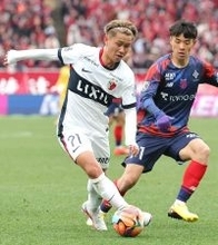 鹿島「ボランチ荒木遼太郎」は緊急時のみにあらず？鬼木監督言及「彼が入るとボールは動く」「守備についても…」