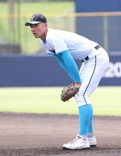 【高校野球】山梨学院・菰田陽生、左手首骨折した今春センバツ以来の一塁守備に「不安はない」投打＆一塁の完全復活、打撃では痛烈二塁打…山梨大会