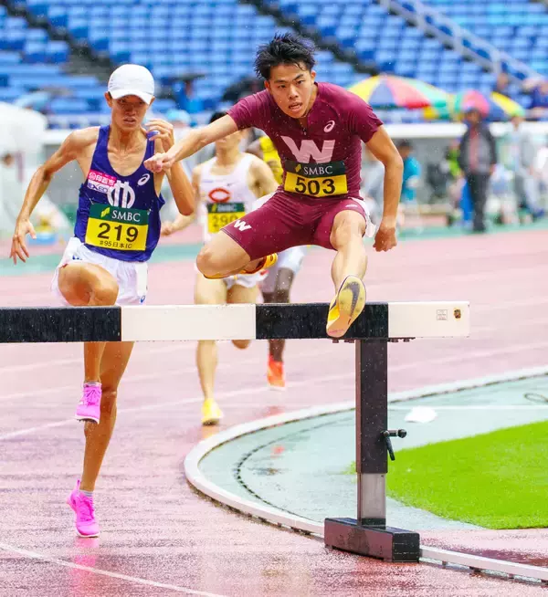 早大・佐々木哲が３０００メートル障害Ｖ　「４年生の先輩の最後の大舞台で、思いに応えたい」と力走