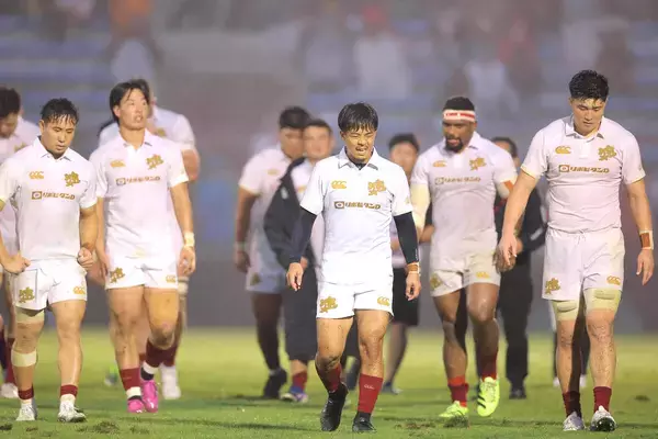 【ラグビー】日本、フィジーに敗戦　１００周年記念試合ミス連発　「超速ラグビー」は不発にエディーＨＣも苦言