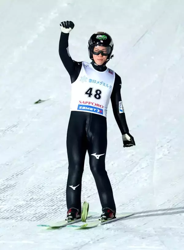 【ジャンプＷ杯】二階堂　新婚パワー最高潮「いい姿を見せられて良かった」…新妻の前で表彰台入り