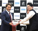 「読書家の棚橋弘至社長「去年、助けることができた」大学４年娘の卒論手伝う」の画像1