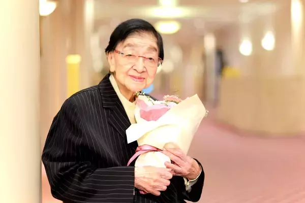 ９月に１００歳の石井ふく子さん　「私の憧れなんです」６８年、家族の物語を描き続けた理由