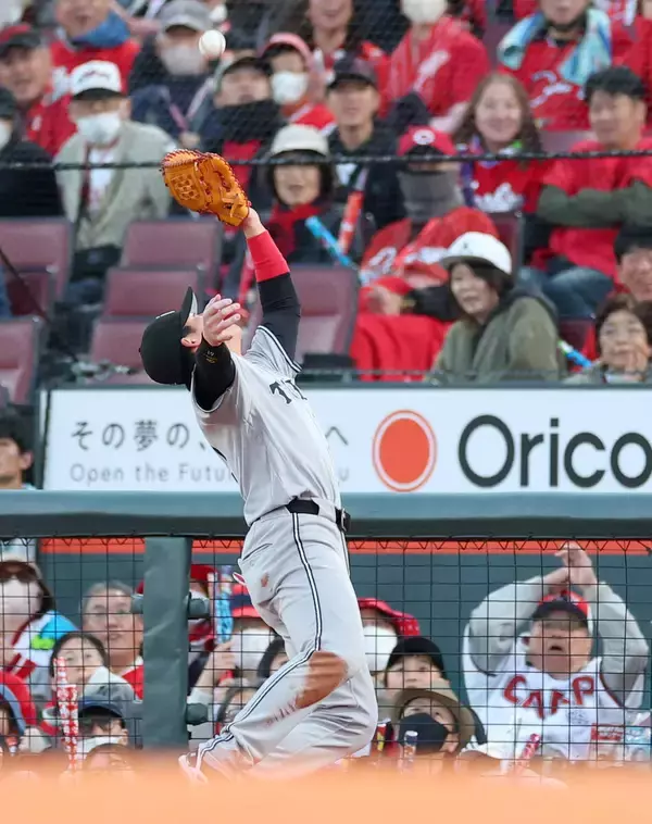 【巨人】「プロとして恥ずかしいプレー」増田陸が２度の落球を猛省