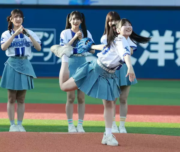 【ＤｅＮＡ】「推せ推せ！ＹＯＫＯＨＡＭＡ☆ＩＤＯＬ　ＳＥＲＩＥＳ」初日　≠ＭＥがライブ＆セレモニアルピッチ