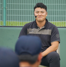 「自分がどのような道を歩みたいか」　進路に悩む佐々木麟太郎の脳裏に浮かぶ菊池雄星＆大谷翔平の言葉