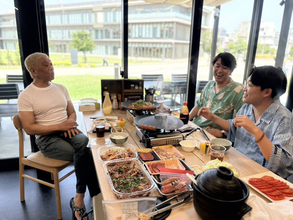 松本人志　「ＤＯＷＮＴＯＷＮ＋」新企画の生放送に出演　オズワルドとランチを食べながらまったり談笑