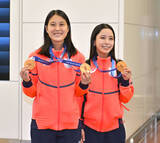 「【五輪】高梨沙羅「点と点が線につながった五輪だった」…丸山希と女子ジャンプメダリスト会見」の画像1