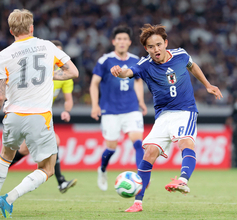 久保建英　背番号「８」に「思ったよりも似合っていた」