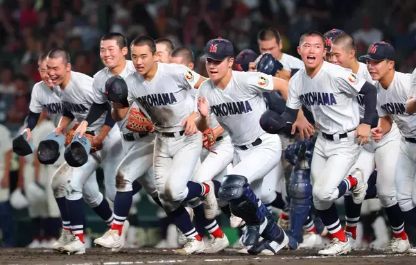 【甲子園】優勝候補・横浜の強さを証明する「６９」　継続する驚異の数字　“負けない野球”の真骨頂
