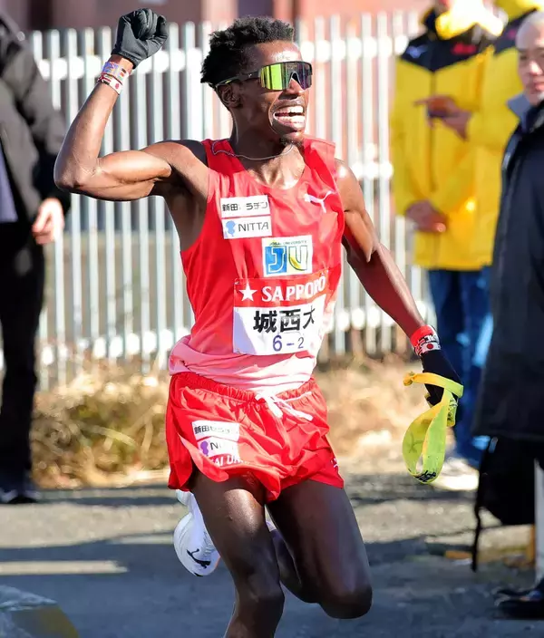 【箱根駅伝・２区まとめ】城西大がトップで３区へ　２位に中大、青学大は１１位まで順位上げる