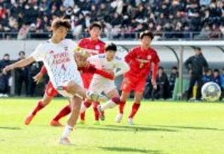 【高校サッカー】大分鶴崎、金星逃す…優勝候補から先制も大量５失点　県勢１４大会ぶり８強ならず