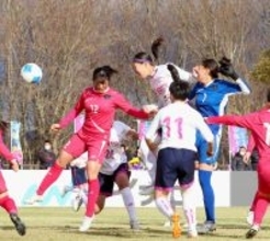 ４連覇狙う藤枝順心が８強進出…大けがから復帰し２発のＦＷ堀江莉心「夢みたい」…サッカー全日本高校女子選手権